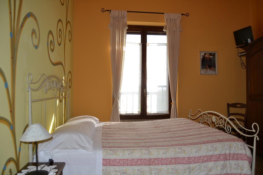 Agriturismo La Mussia Castelnuovo (Asti) Exterior foto
